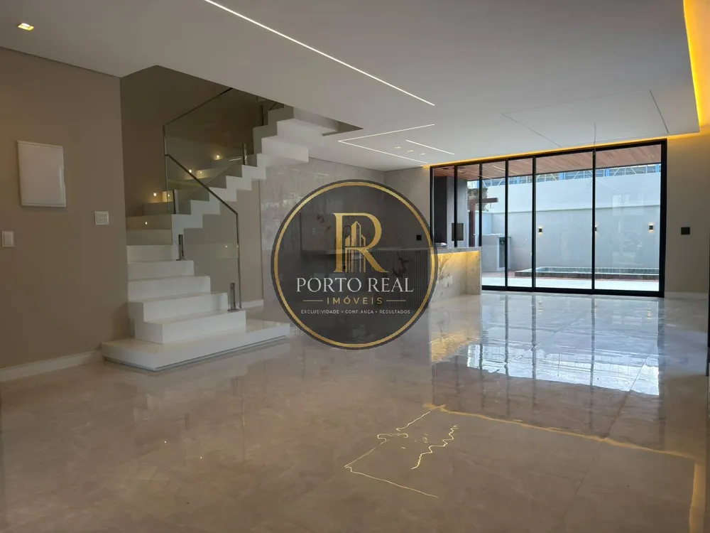 Casa, 4 quartos, 238 m² - Foto 2