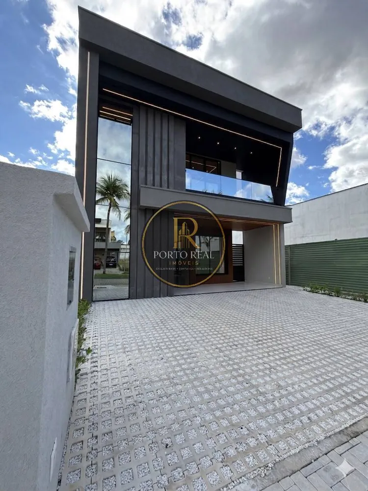 Casa, 4 quartos, 238 m² - Foto 1