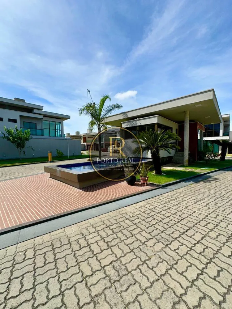 Casa, 3 quartos, 236 m² - Foto 2