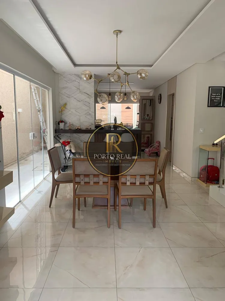 Casa, 4 quartos, 252 m² - Foto 3