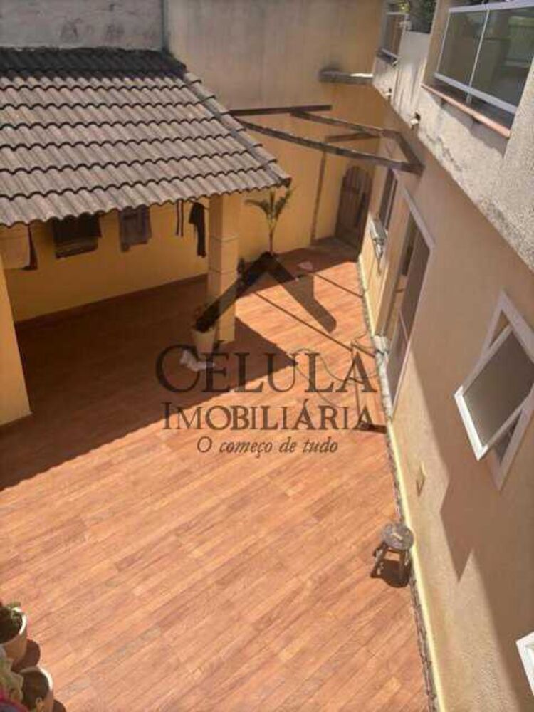 Casa à venda com 3 quartos, 195m² - Foto 4