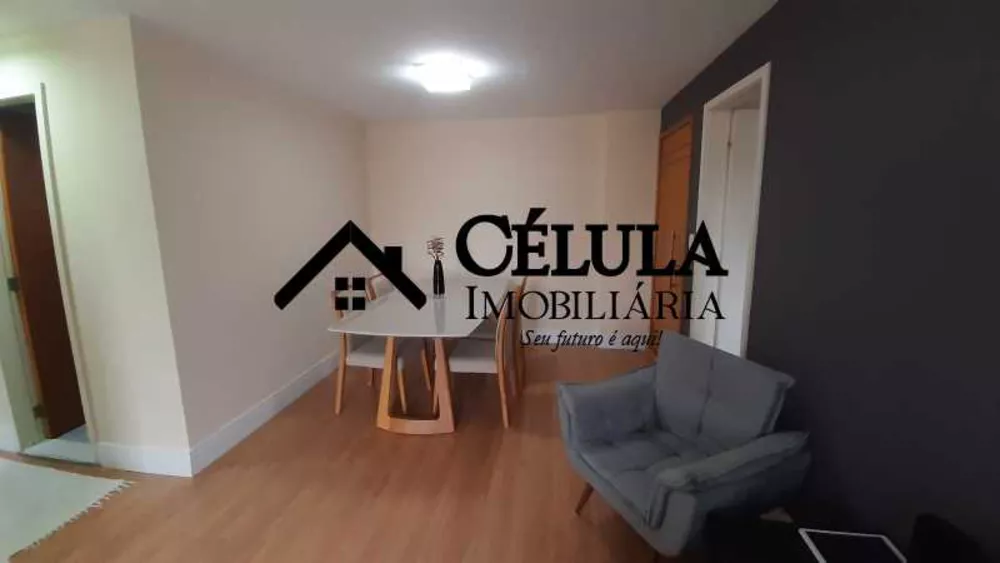 Apartamento à venda com 2 quartos, 62m² - Foto 4