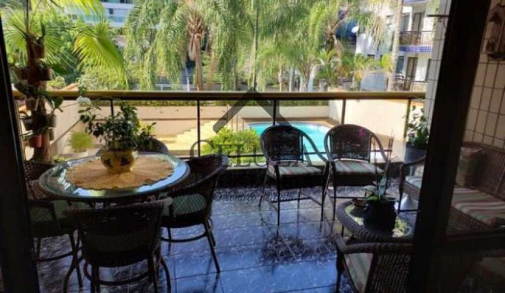 Apartamento à venda com 4 quartos, 227m² - Foto 11