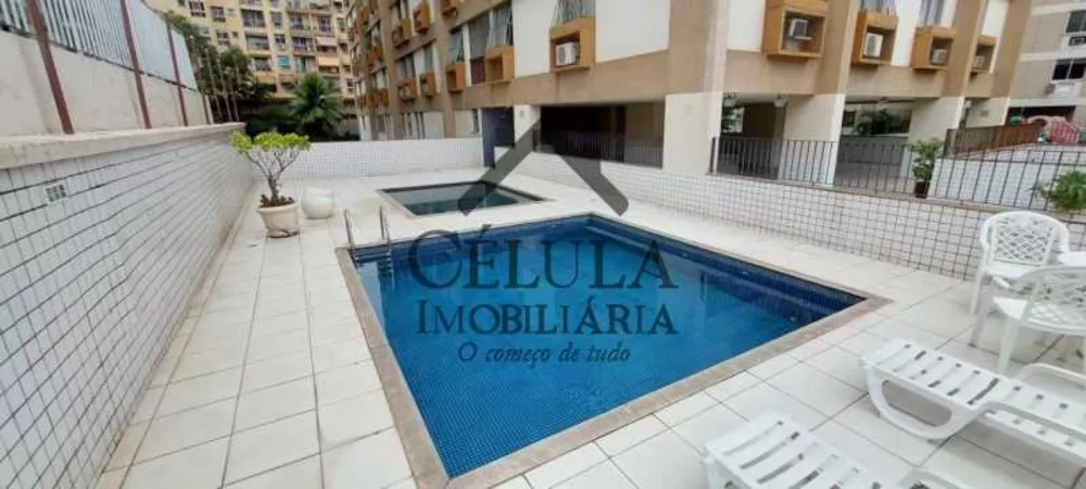 Apartamento à venda com 3 quartos, 92m² - Foto 2