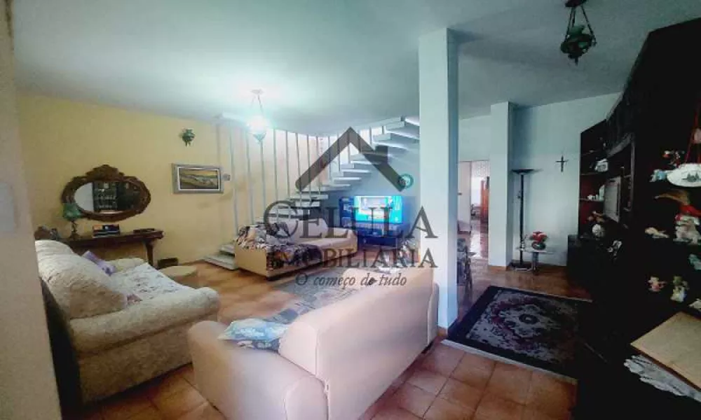 Casa, 5 quartos, 323 m² - Foto 1