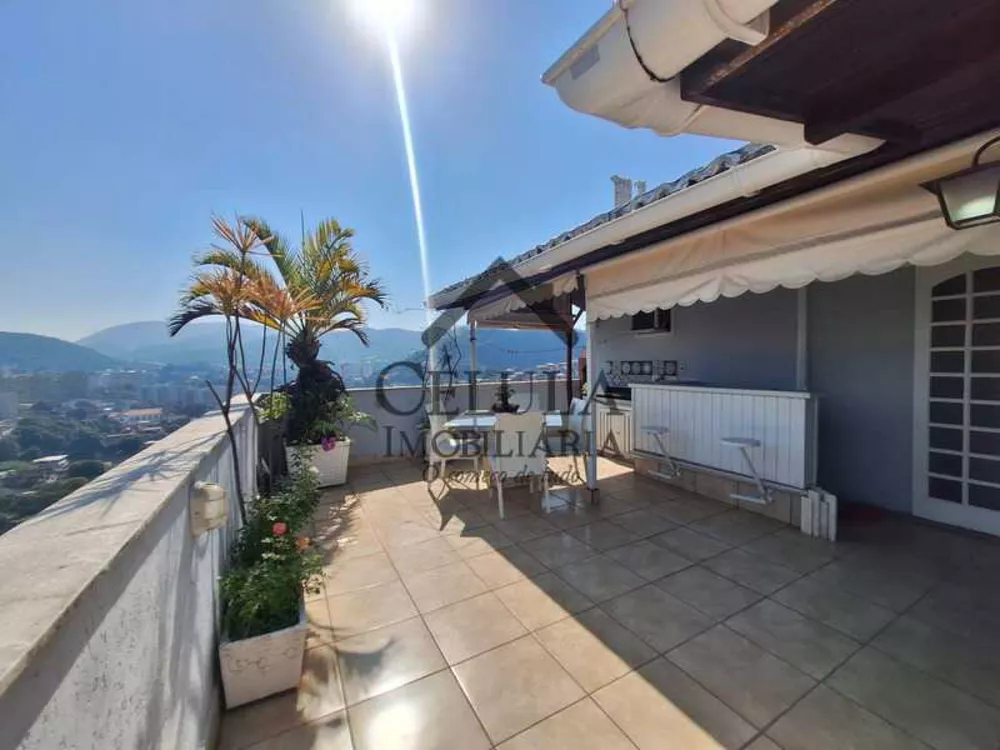 Cobertura, 4 quartos, 215 m² - Foto 1