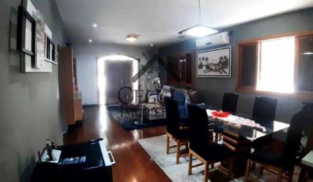 Casa, 4 quartos, 226 m² - Foto 4