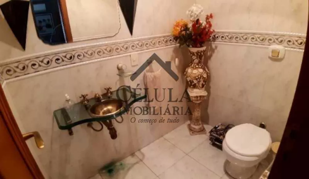 Casa, 4 quartos, 226 m² - Foto 2