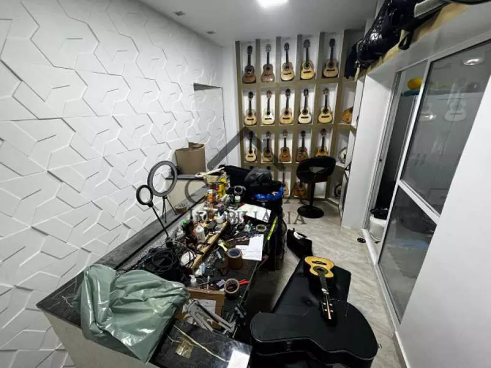 Casa, 3 quartos, 250 m² - Foto 15