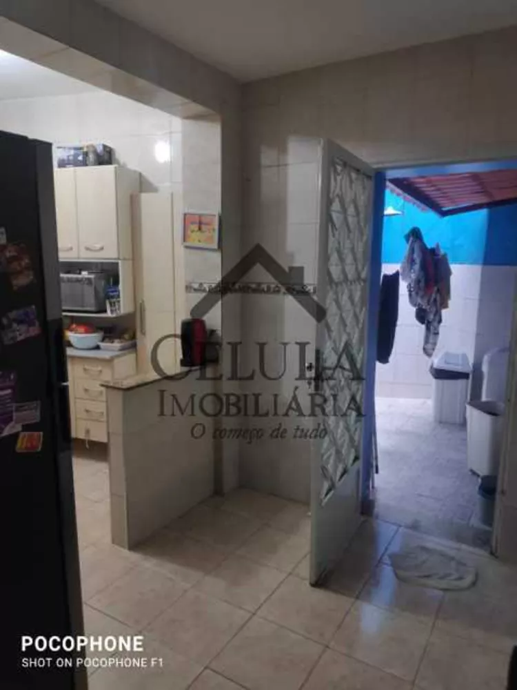 Casa, 4 quartos, 227 m² - Foto 4