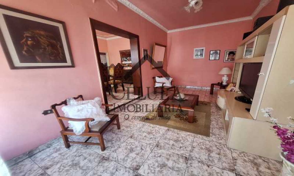 Casa, 3 quartos, 255 m² - Foto 1