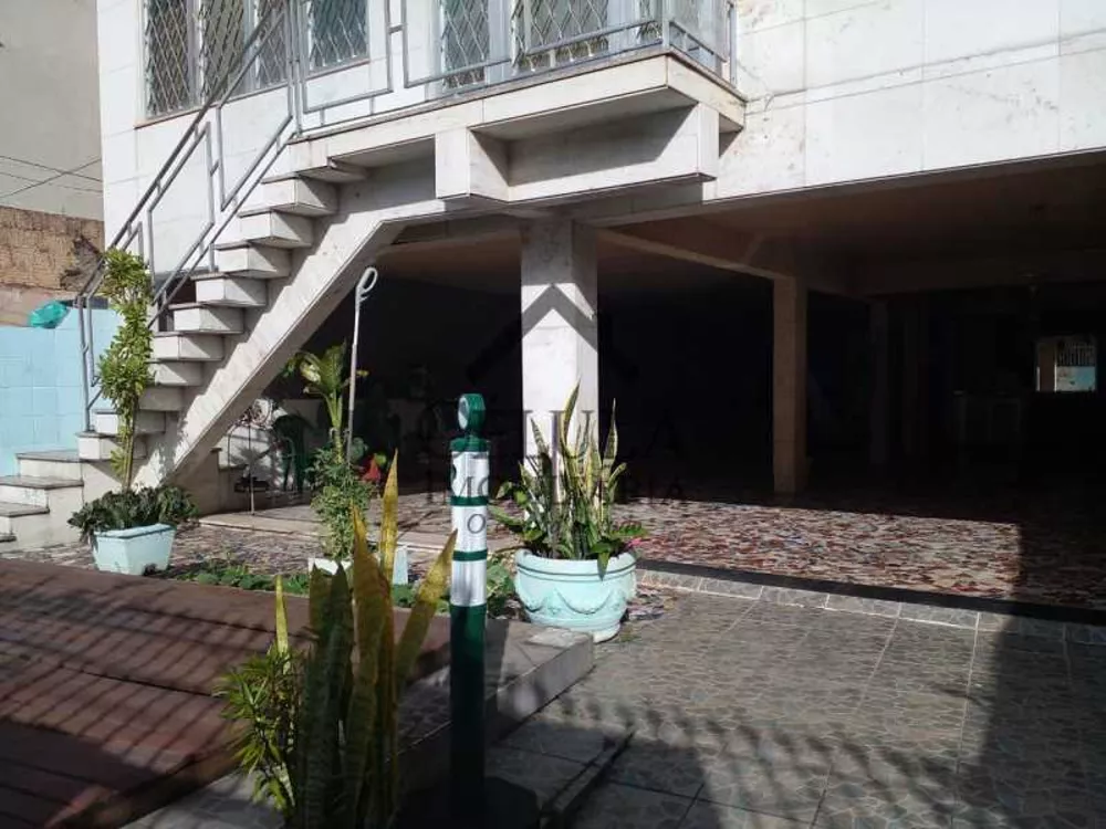 Casa, 6 quartos, 357 m² - Foto 15