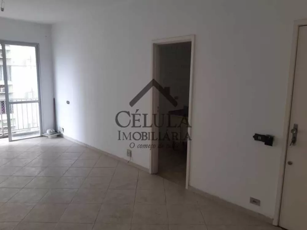 Apartamento à venda com 2 quartos, 80m² - Foto 4