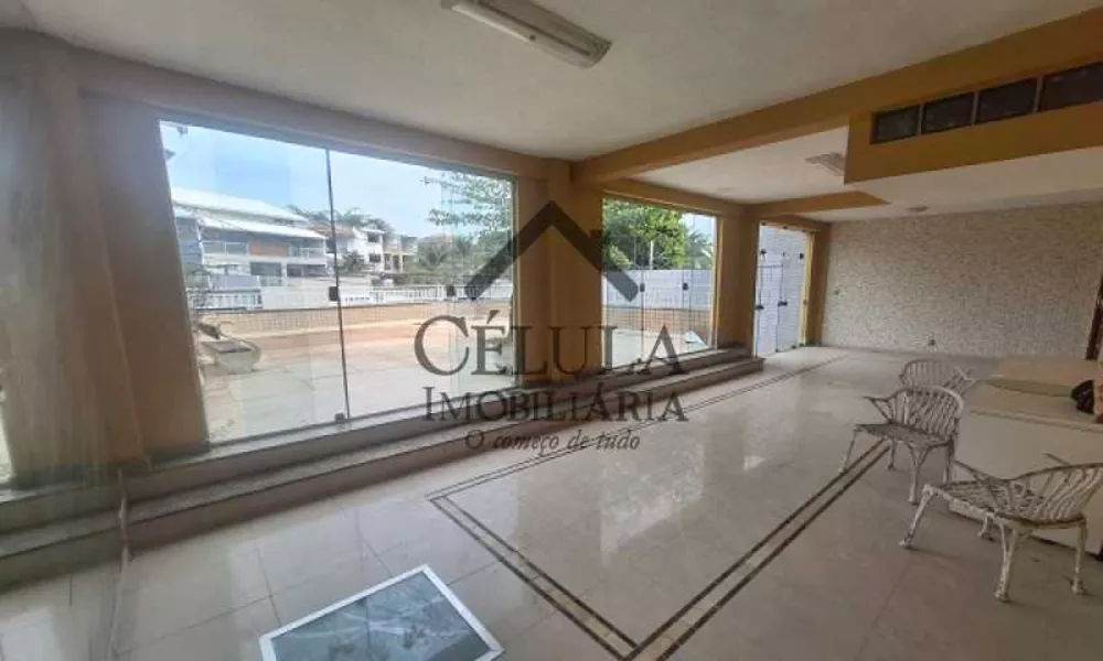 Casa de Condomínio à venda com 4 quartos, 455m² - Foto 1