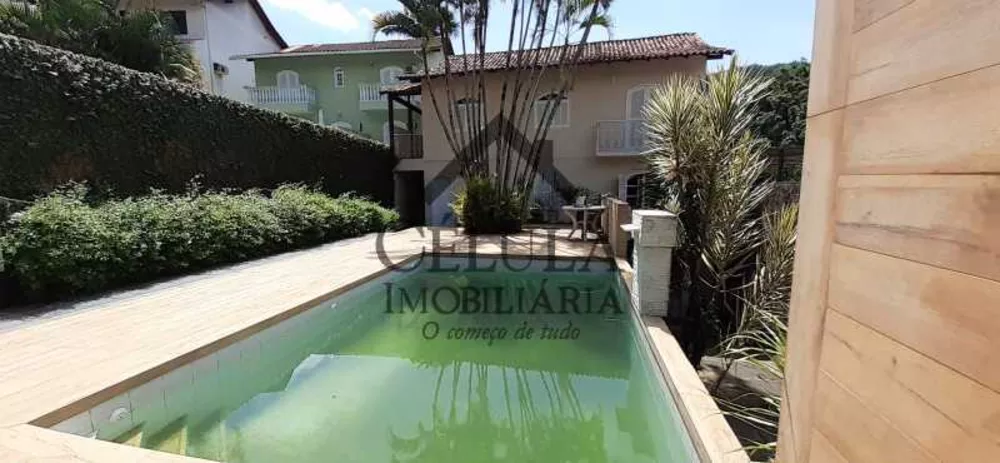 Casa de Condomínio, 4 quartos - Foto 1