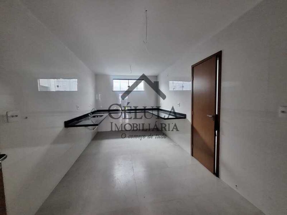 Casa de Condomínio à venda com 5 quartos, 184m² - Foto 10
