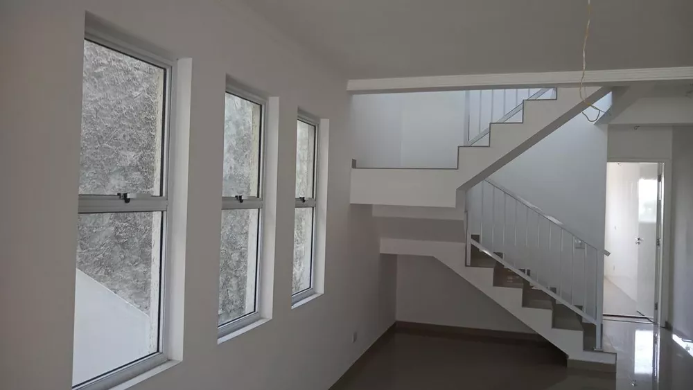 Sobrado à venda com 3 quartos, 163m² - Foto 4