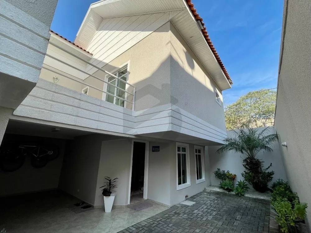 Casa de Condomínio à venda com 3 quartos, 150m² - Foto 2