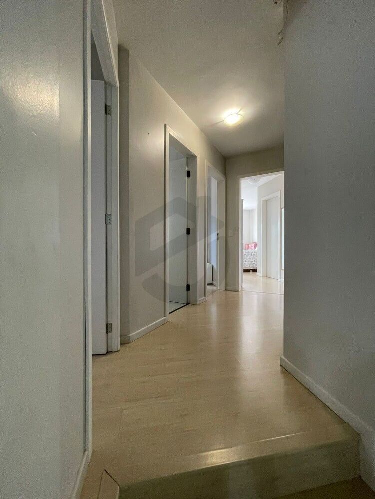 Casa à venda com 3 quartos, 329m² - Foto 7