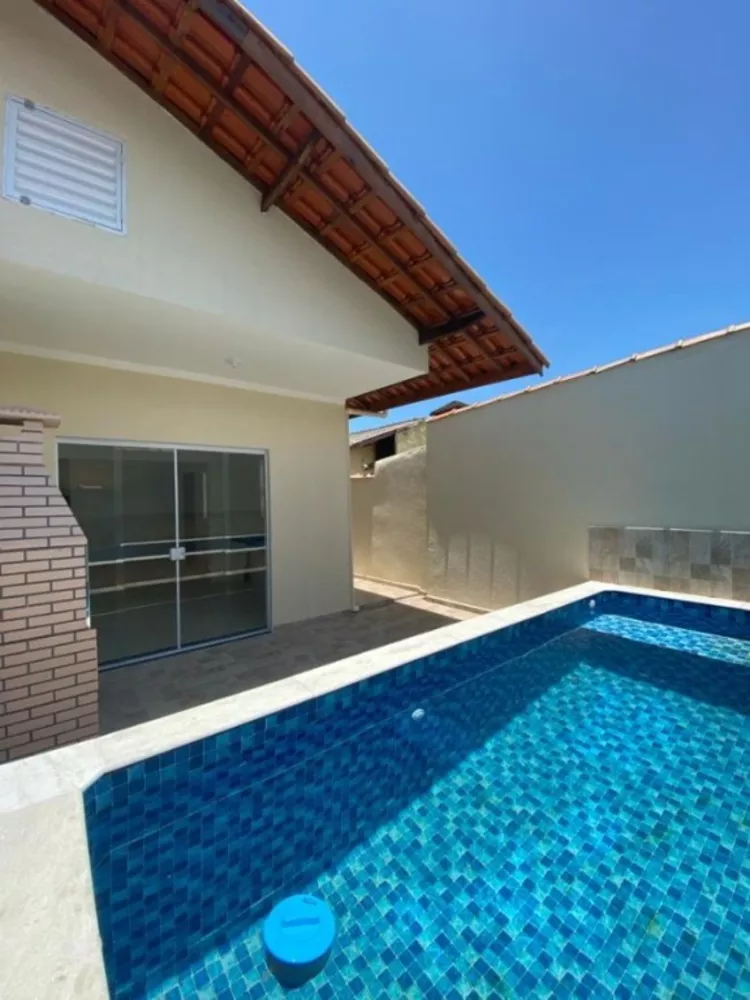 Casa à venda com 2 quartos, 63m² - Foto 1