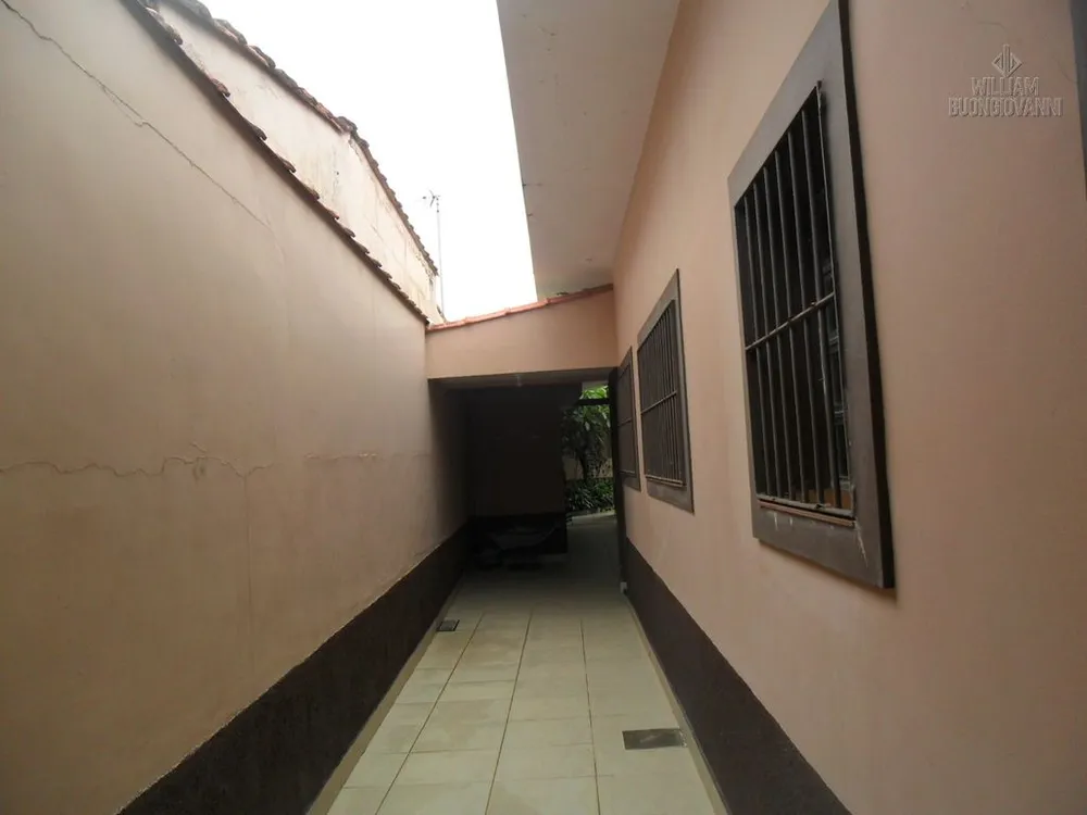 Casa, 4 quartos, 244 m² - Foto 1