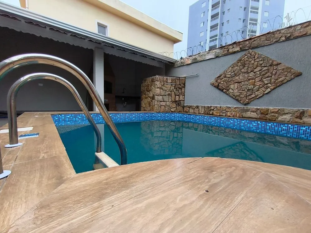 Casa, 2 quartos, 108 m² - Foto 1