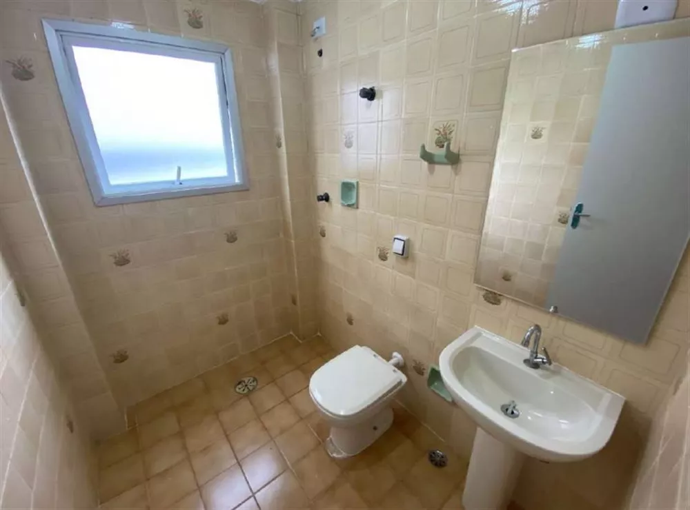 Apartamento à venda com 2 quartos, 72m² - Foto 2