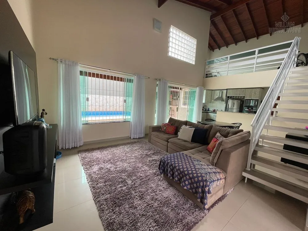 Casa, 4 quartos, 250 m² - Foto 9