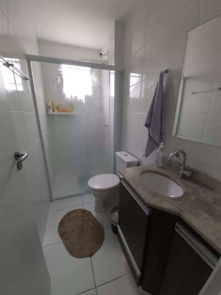 Apartamento à venda com 2 quartos, 80m² - Foto 2