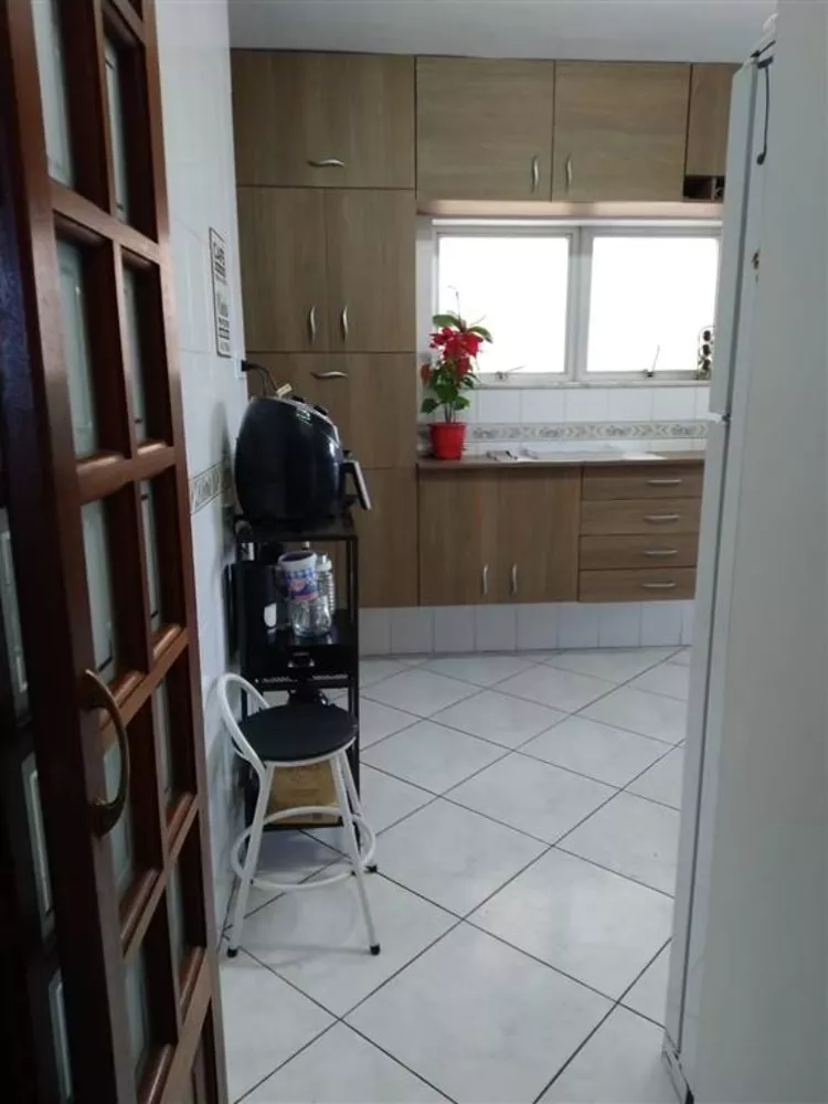 Apartamento à venda com 3 quartos, 94m² - Foto 4