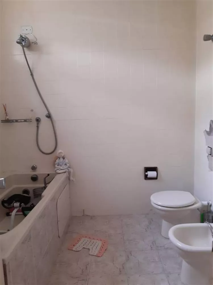 Casa à venda com 2 quartos, 100m² - Foto 4