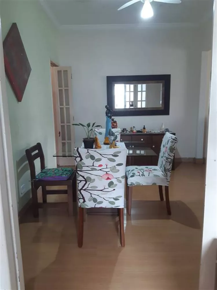 Casa à venda com 2 quartos, 100m² - Foto 2