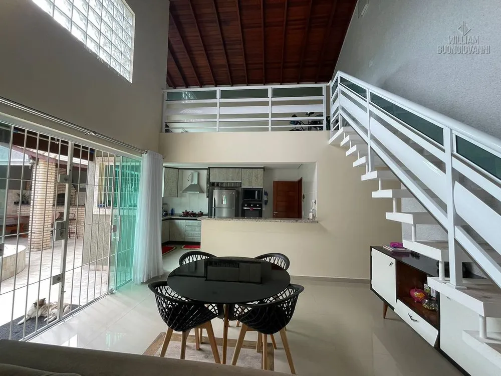 Casa, 4 quartos, 250 m² - Foto 6