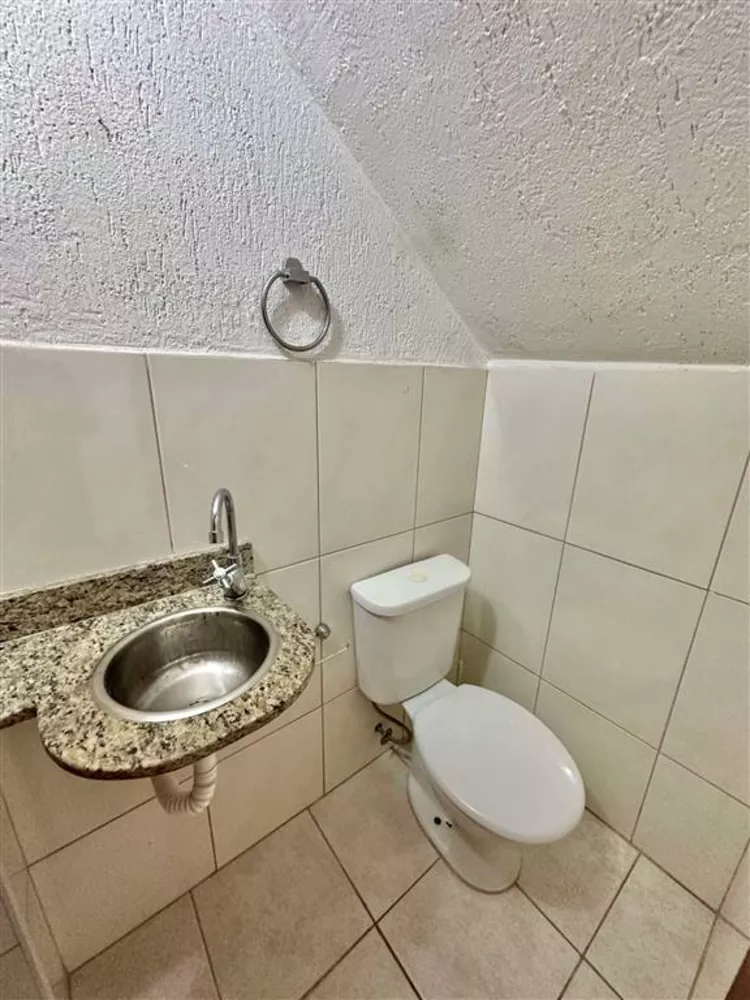 Sobrado à venda com 2 quartos, 86m² - Foto 4