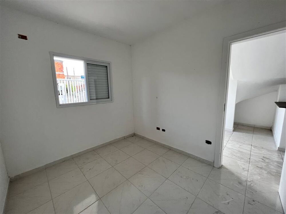 Casa à venda com 2 quartos, 50m² - Foto 12