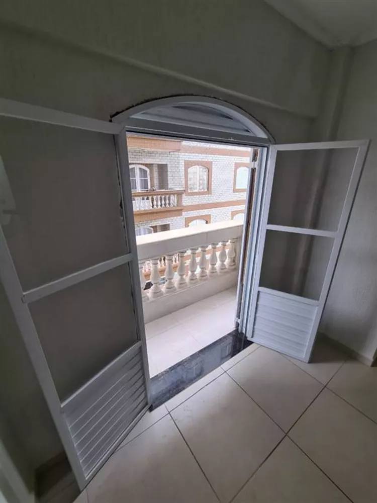 Apartamento à venda com 3 quartos, 93m² - Foto 8