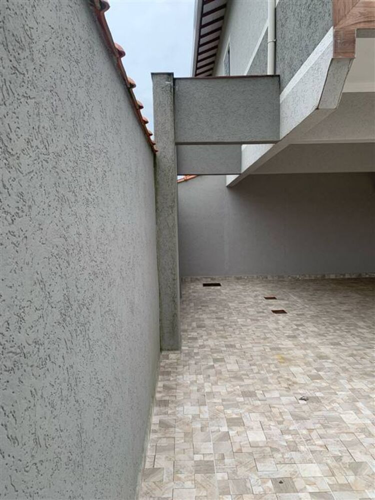 Casa à venda com 2 quartos, 47m² - Foto 4