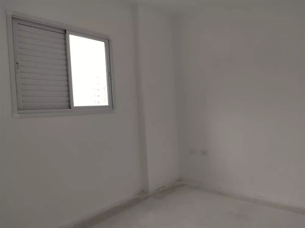 Apartamento à venda com 2 quartos, 71m² - Foto 2