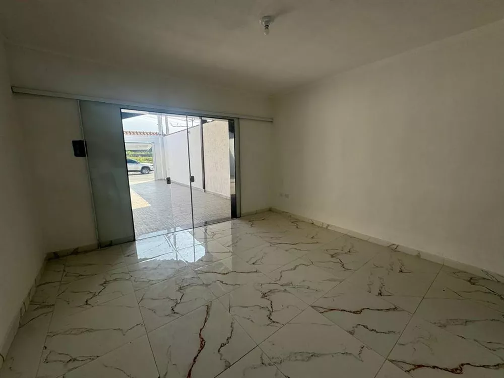 Casa à venda com 2 quartos, 98m² - Foto 12