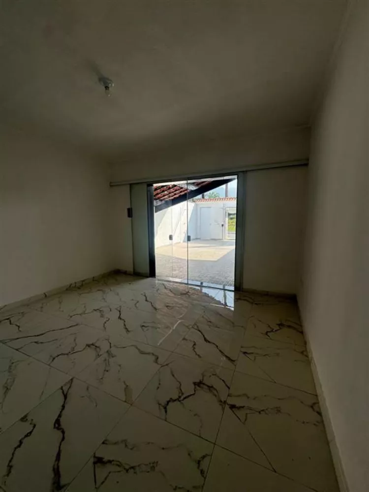 Casa à venda com 2 quartos, 98m² - Foto 8