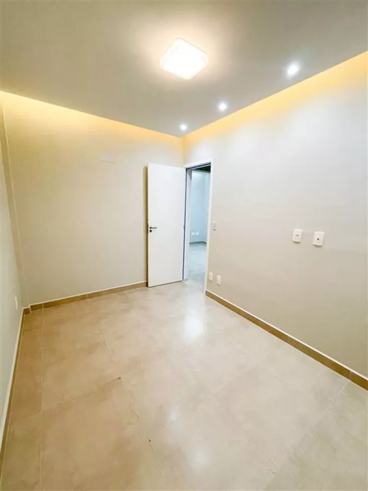 Apartamento para alugar com 2 quartos, 64m² - Foto 7