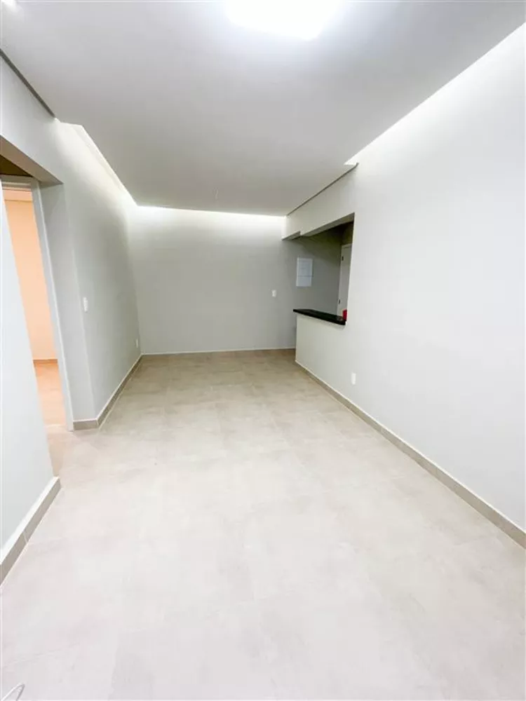 Apartamento para alugar com 2 quartos, 64m² - Foto 5