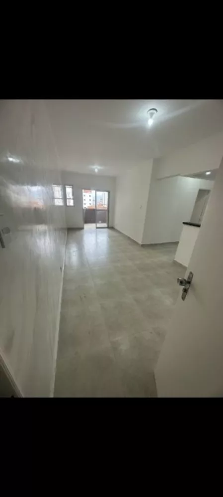 Apartamento à venda com 2 quartos, 80m² - Foto 4