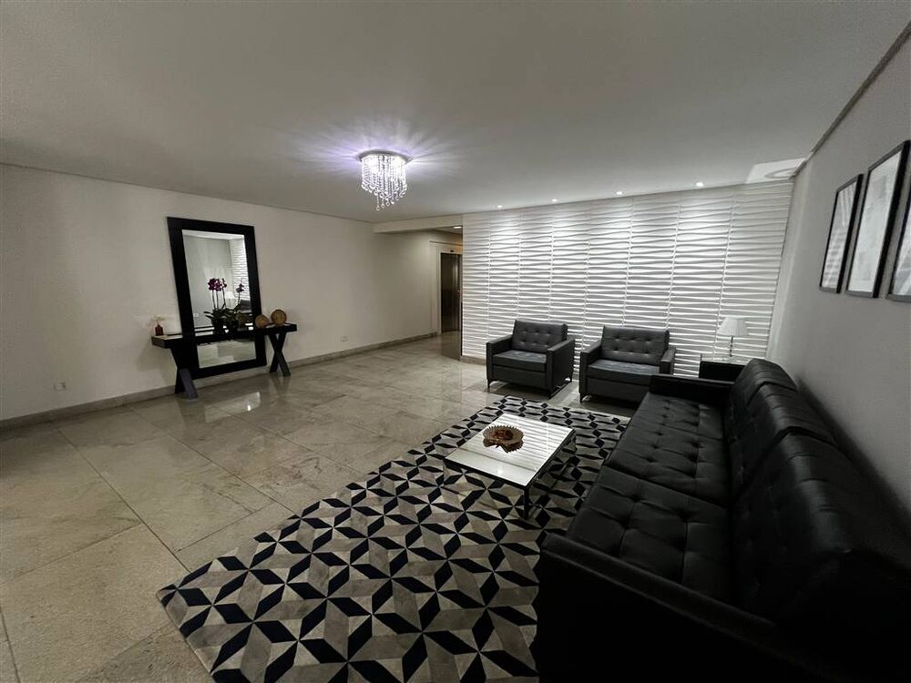 Apartamento à venda com 2 quartos, 75m² - Foto 1