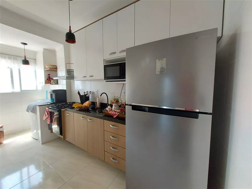 Apartamento à venda com 2 quartos, 62m² - Foto 3