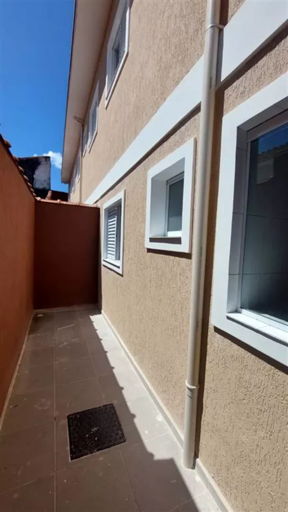 Casa à venda com 2 quartos, 53m² - Foto 3