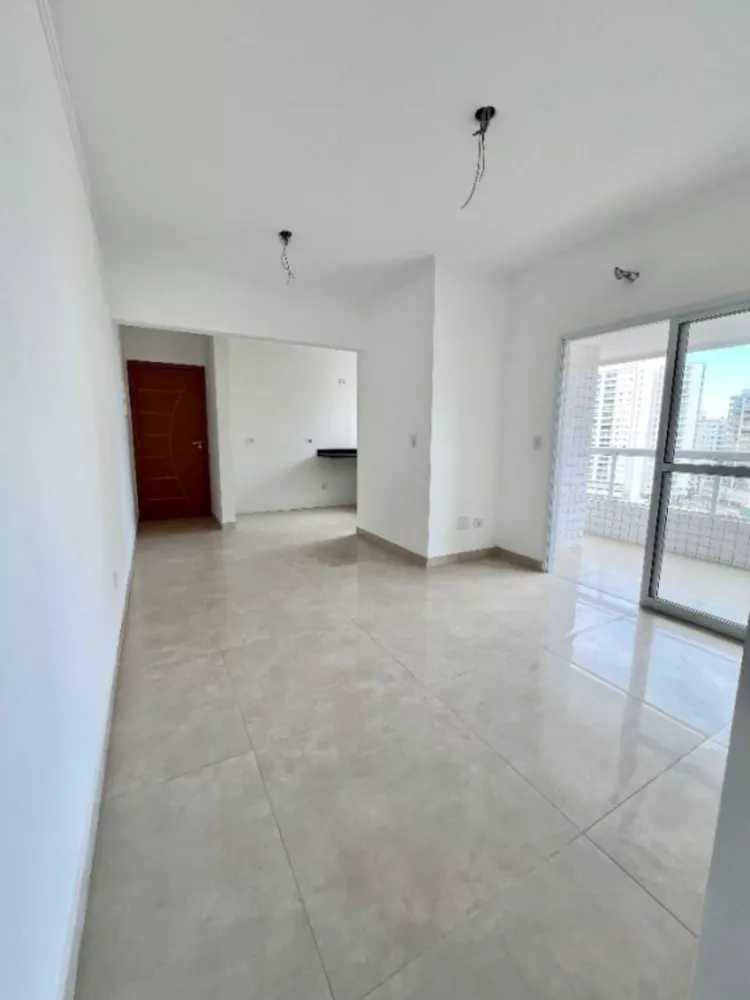 Apartamento à venda com 2 quartos, 79m² - Foto 2