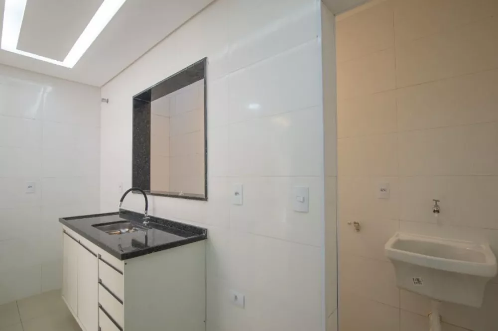 Casa à venda com 2 quartos, 45m² - Foto 5