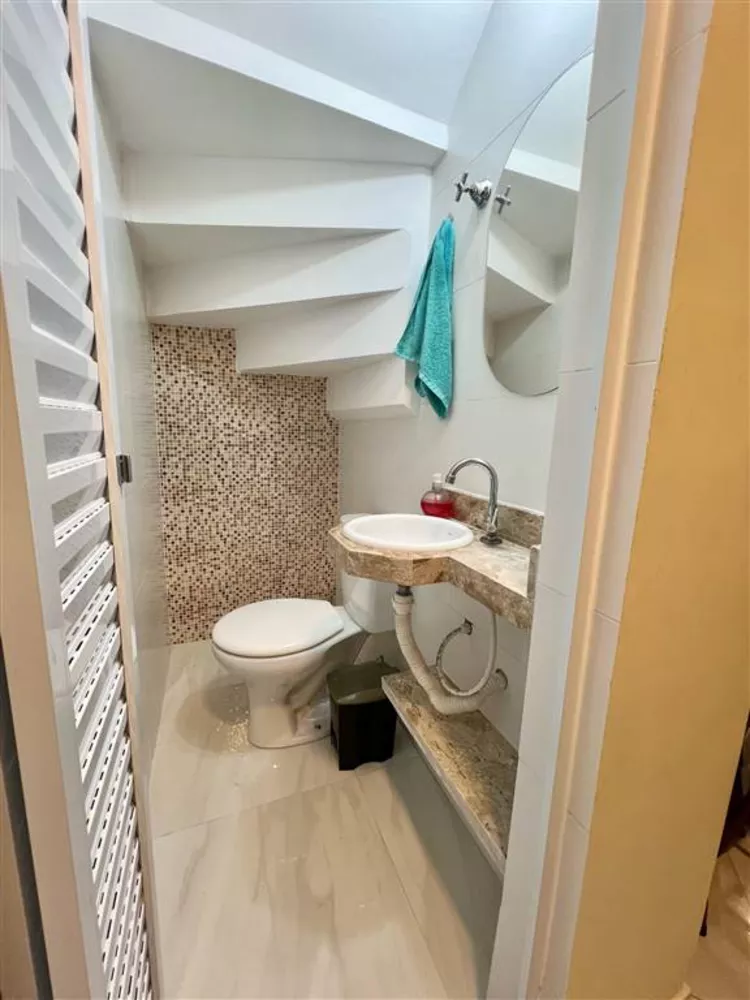 Casa à venda com 2 quartos, 67m² - Foto 9