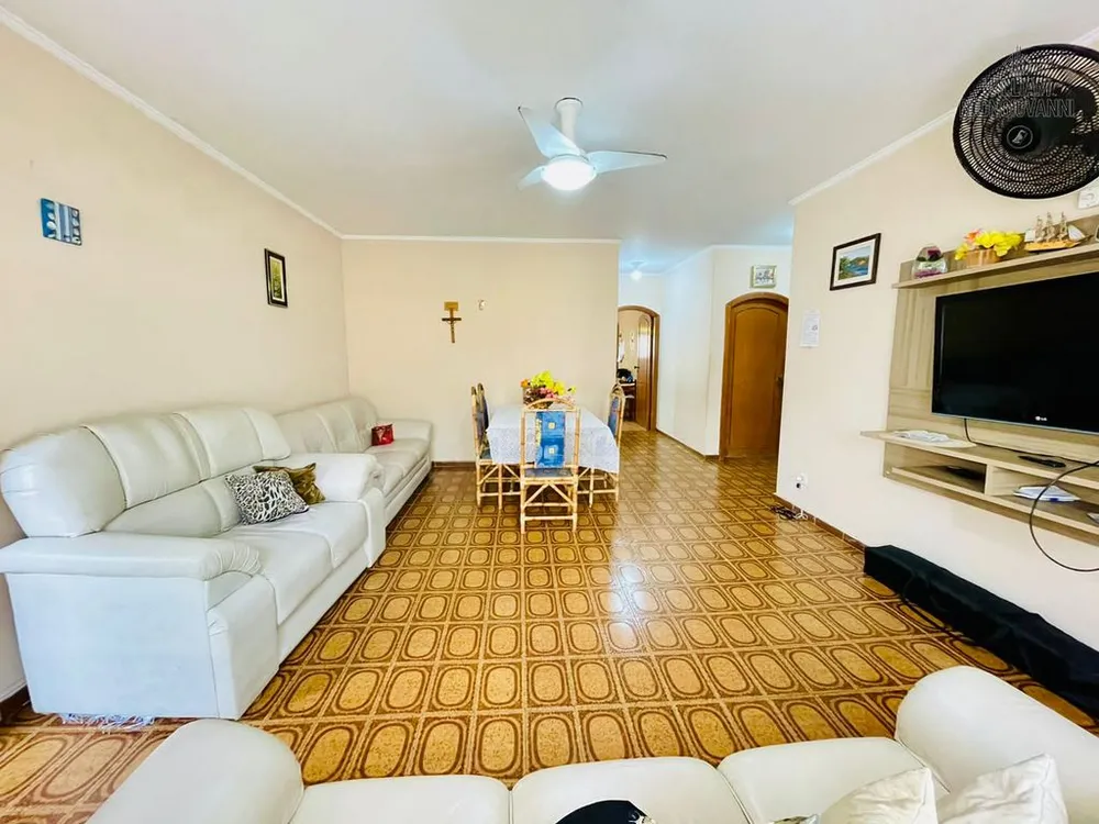 Casa, 3 quartos, 240 m² - Foto 1